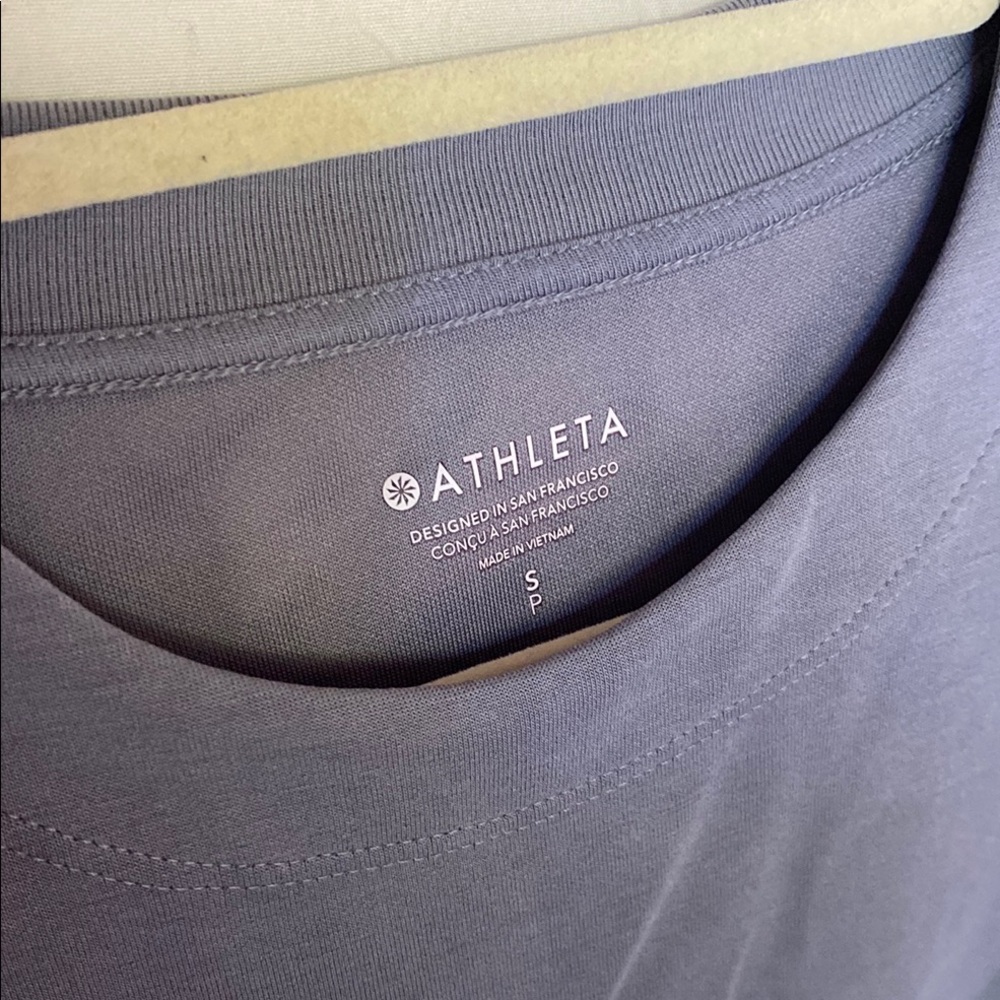 SUPER SOFT THICK Gray-Blue unique sleeveless Athleta top SMALL